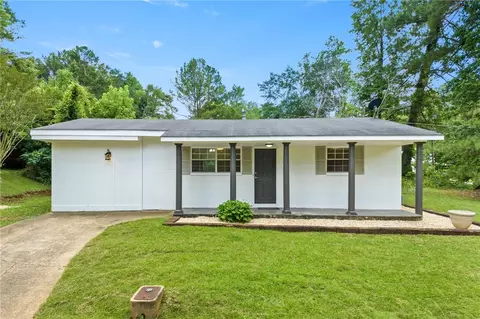 823 Clark Ave, Auburn, AL 36830