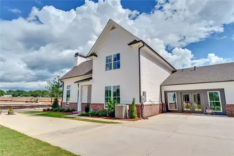 2020 Dawson Corner Loop, Auburn, AL 36830