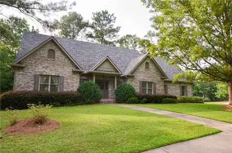 2257 Arlington Ct, Auburn, AL 36830