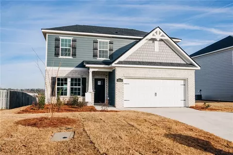 2502 Rocky Point Dr, Opelika, AL 36801