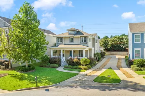 737 Queens Way, Auburn, AL 36830