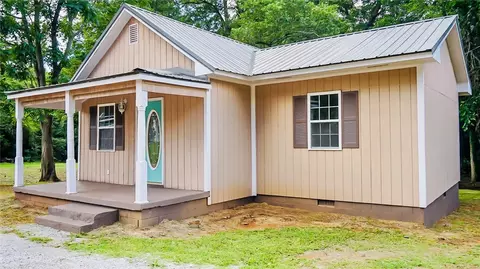 323 1st Pl SW, La Fayette, AL 36862