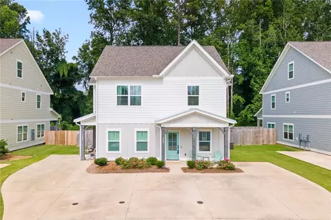 736 Northern Village Ct, Auburn, AL 36830