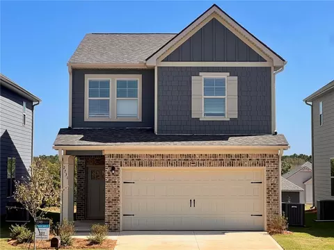 2731 Stokes Dr, Opelika, AL 36804