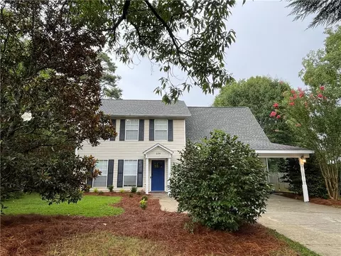 239 Cove Ct, Auburn, AL 36830