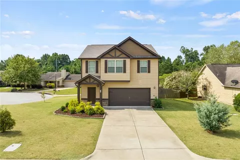 401 Meghan Ct, Opelika, AL 36804