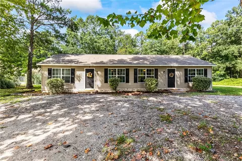 444 Lee Road 398, Opelika, AL 36804