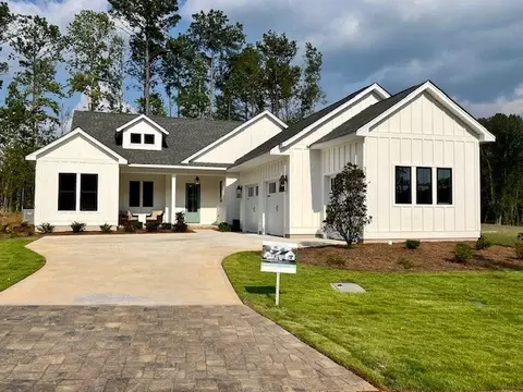3015 National Village Pkwy, Opelika, AL 36801