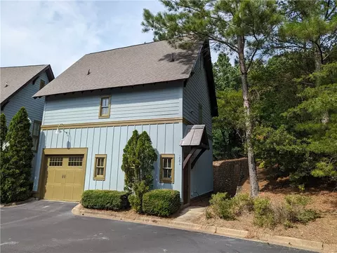 650 Dekalb St #1064, Auburn, AL 36830