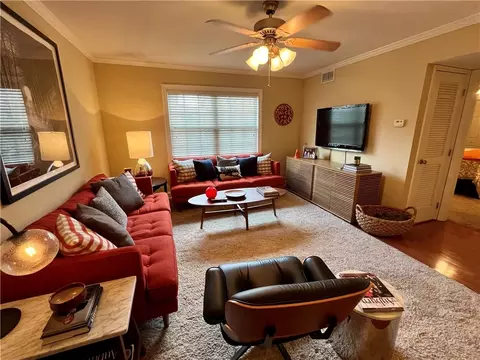 121 Wright St #2B, Auburn, AL 36830