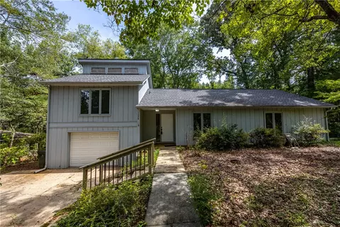 1228 Penny Ln, Auburn, AL 36830