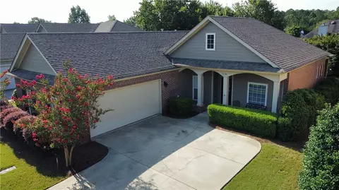 716 Stanton Dr, Auburn, AL 36830
