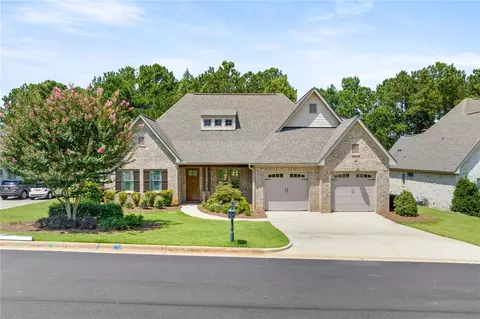 927 Andrews Ave, Auburn, AL 36832