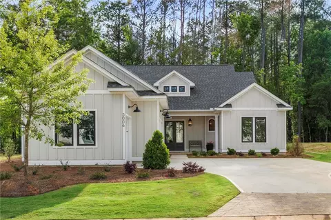 3006 National Village Pkwy, Opelika, AL 36801