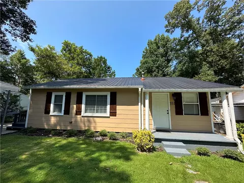 551 Lincoln St, Auburn, AL 36830