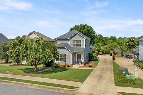 731 Hunter Ct, Auburn, AL 36832