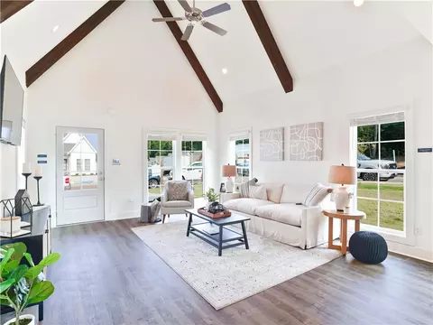 1226 Hidden Den Trl, Opelika, AL 36801