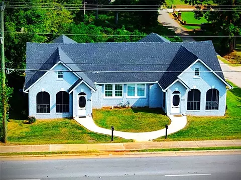605 E 607 E 10th St, West Point, GA 31833 photo 1