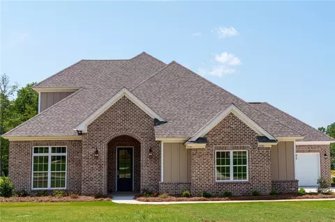 2110 Gareth St, Opelika, AL 36801