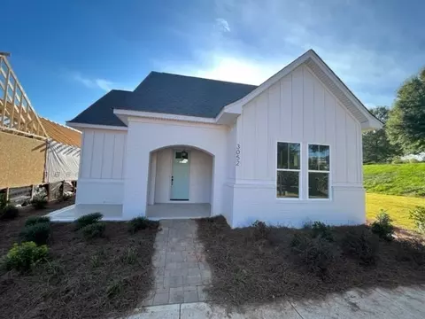3052 Yards Ln, Opelika, AL 36801