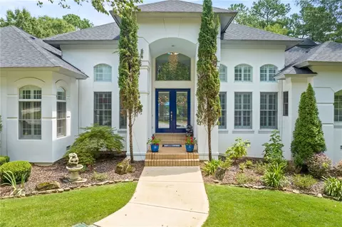 699 Moores Mill Dr, Auburn, AL 36830