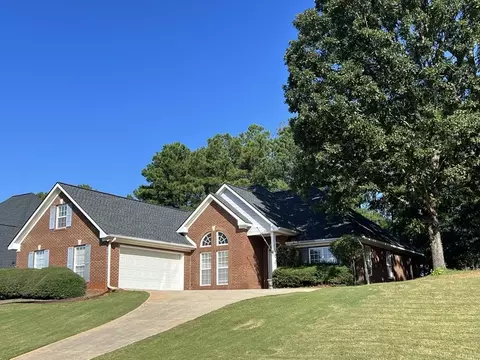 1712 Post Oak Ct, Auburn, AL 36830