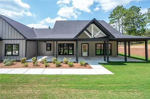 216 Lee Road 2191, Salem, AL 36874
