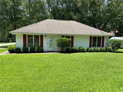 900 S 12th Ave, Lanett, AL 36863