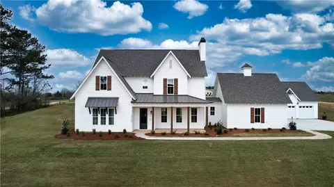 6011 Hunters Hill Ln, Auburn, AL 36830