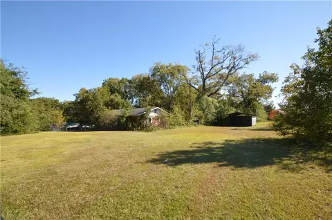 1203 Old Columbus Rd, Opelika, AL 36804