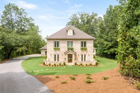 2070 Andrews Rd, Opelika, AL 36801