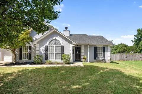 1404 Southers Ct, Opelika, AL 36801