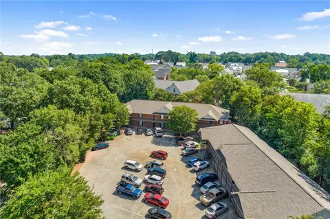 324 N Ross St #3B, Auburn, AL 36830