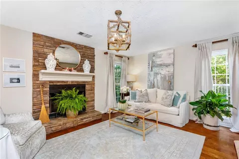 2409 Haley Ln, Opelika, AL 36801