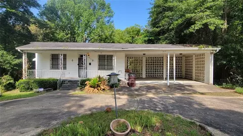 2610 W Old Montgomery Rd, Tuskegee Institute, AL 36088