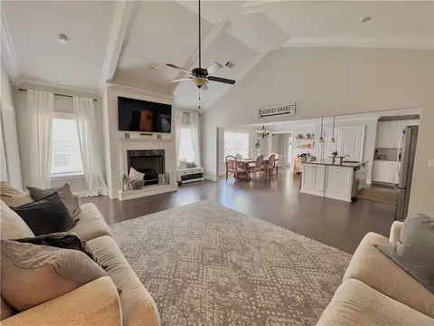 4138 Broadview Dr, Opelika, AL 36801