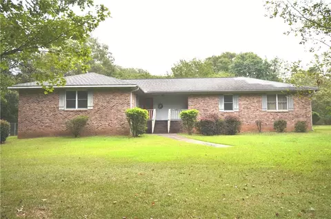 761 Kentwood Dr, Auburn, AL 36830