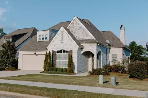 2400 Mimms Ln, Auburn, AL 36832