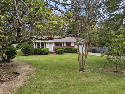 1565 Saugahatchee Rd, Auburn, AL 36830