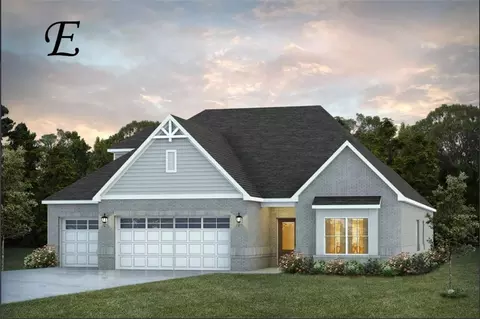 2250 Cannongate Dr, Opelika, AL 36801