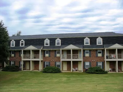 1761 Wire Rd #1012, Auburn, AL 36830