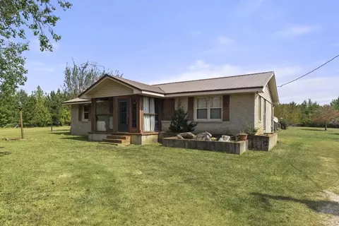 1064 County Road 63, La Fayette, AL 36862