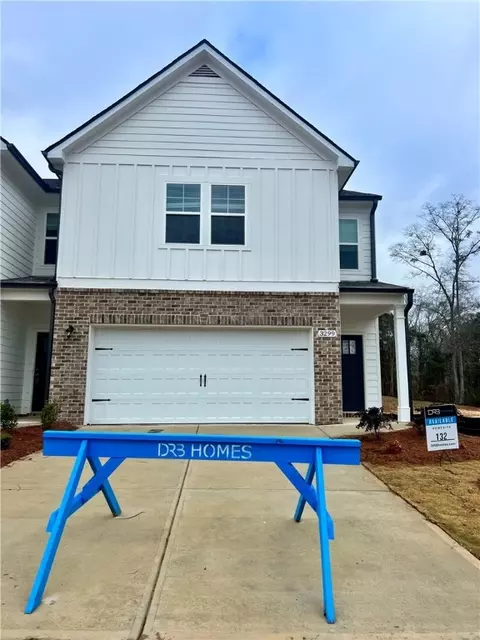 3299 Alana Ct, Opelika, AL 36804