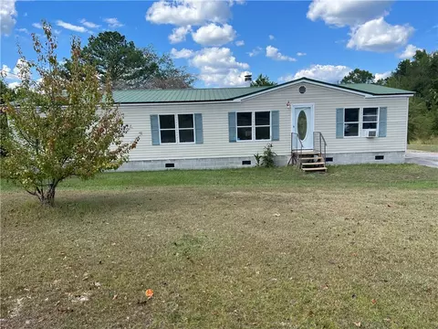 133 Lee Road 2065, Opelika, AL 36804
