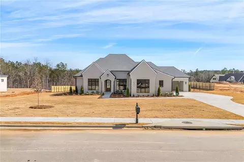 9017 Chapel Heights Dr, Opelika, AL 36804