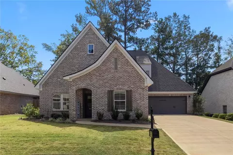 1756 Lois Ln, Auburn, AL 36832