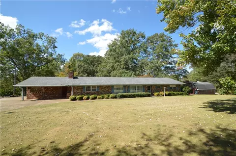 9245 County Road 289, Lanett, AL 36863