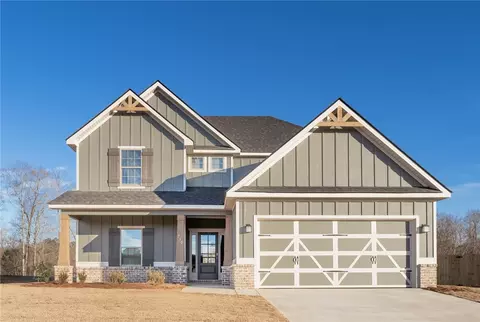 750 Tiger Trl, Opelika, AL 36804