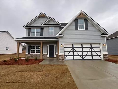 1961 Mallory Ln, Opelika, AL 36804