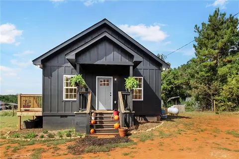 511 Lee Road 75, Waverly, AL 36879